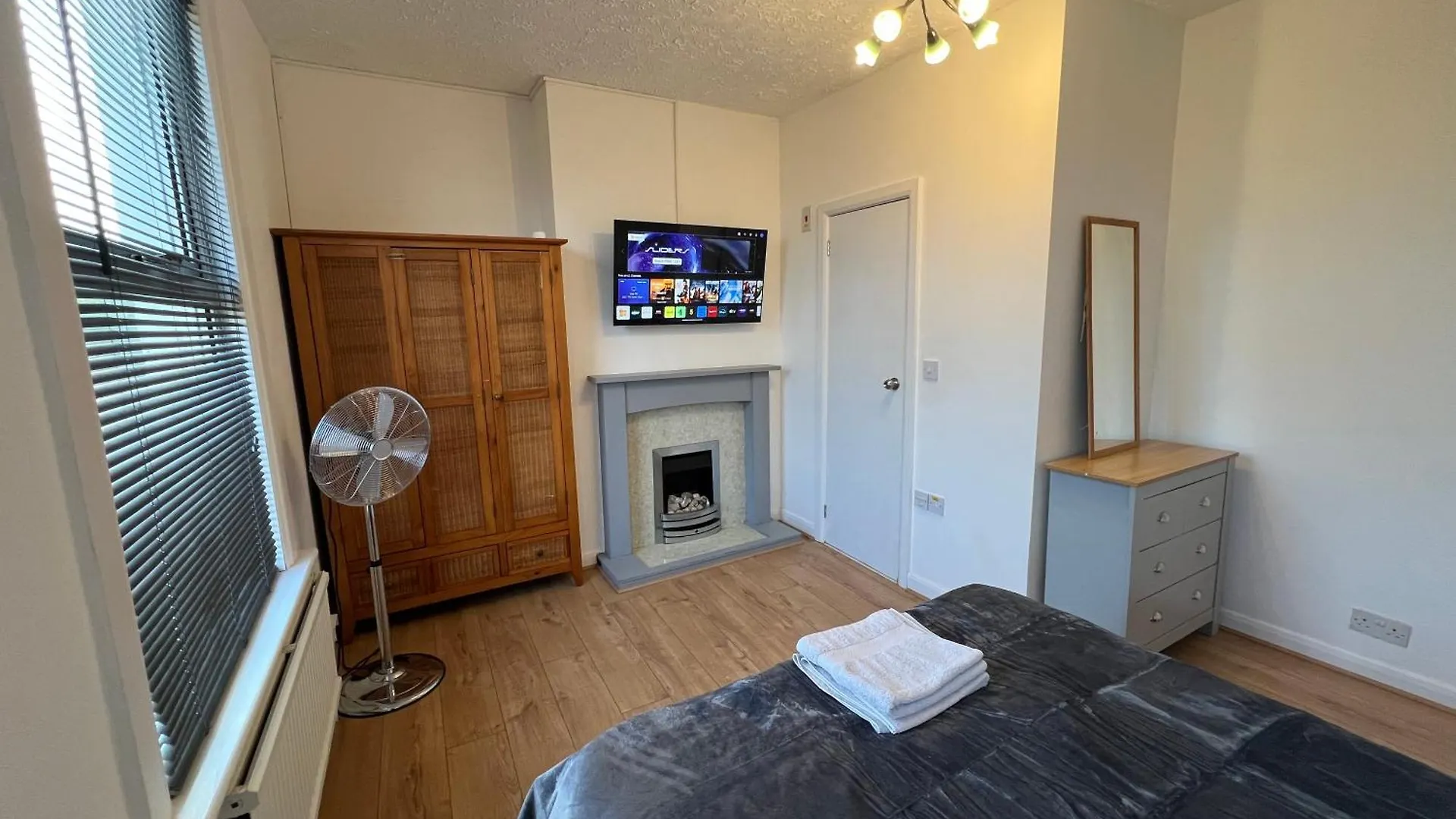 Private Rooms In Victorian House, Forest Hill, London Gæstehus