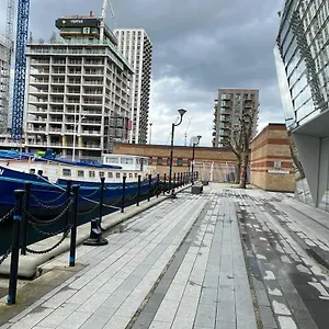Canary Wharf Holiday 4*, London United Kingdom