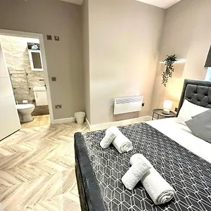Guest house Lewisham Suites - Se6, London