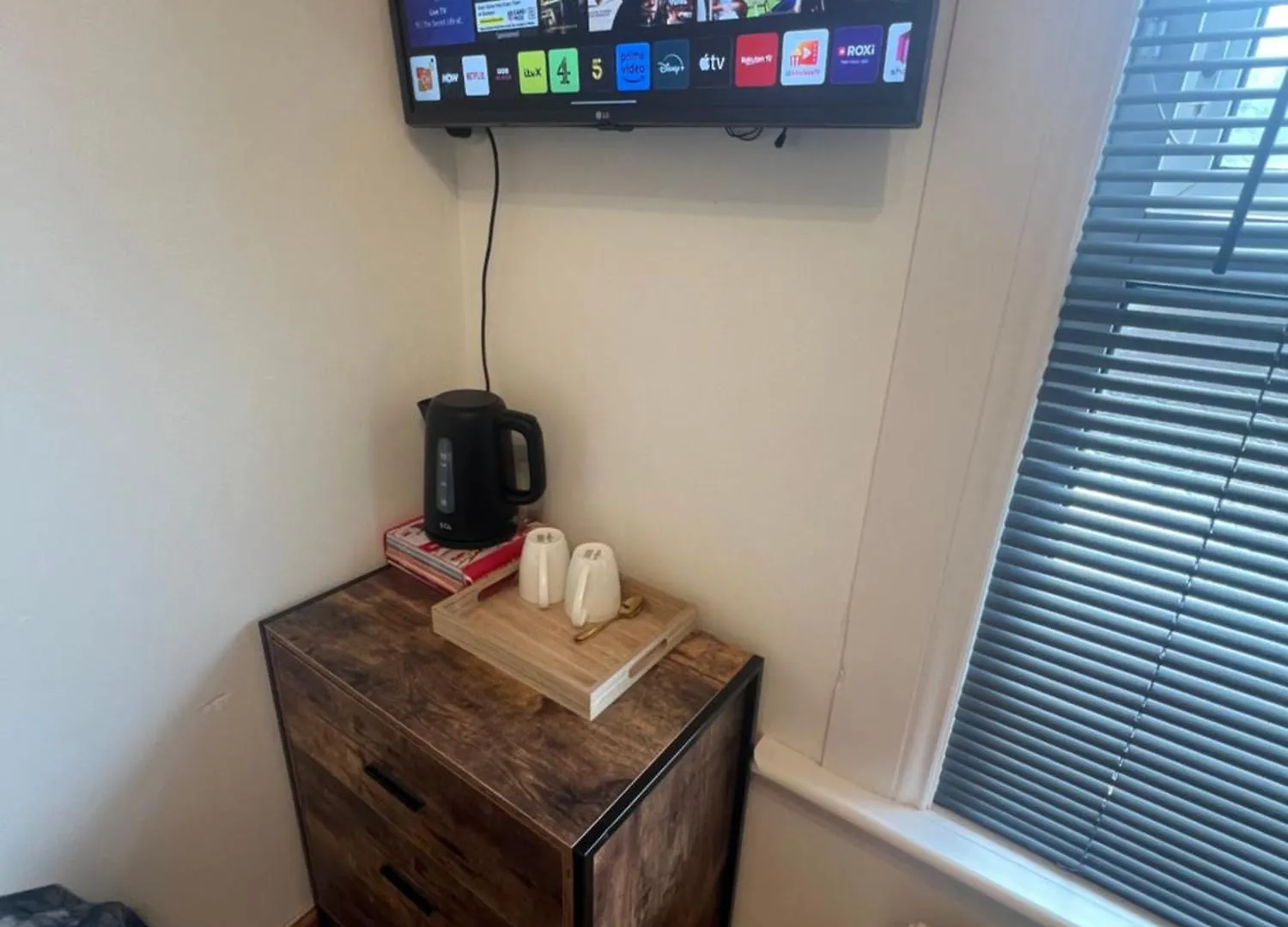 Private Rooms In Victorian House, Forest Hill, London 0*,