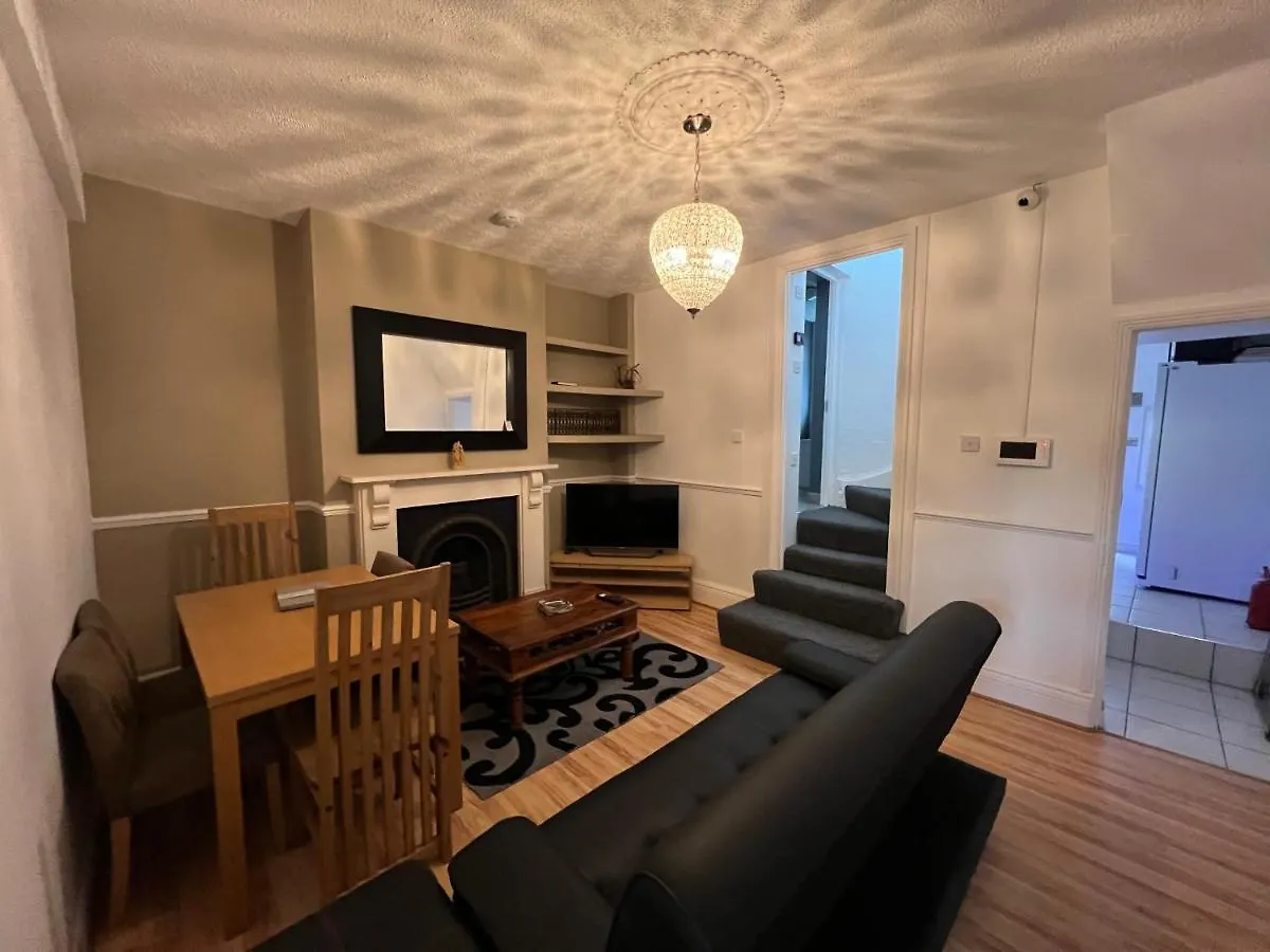 Private Rooms In Victorian House, Forest Hill, London 0*,  United Kingdom